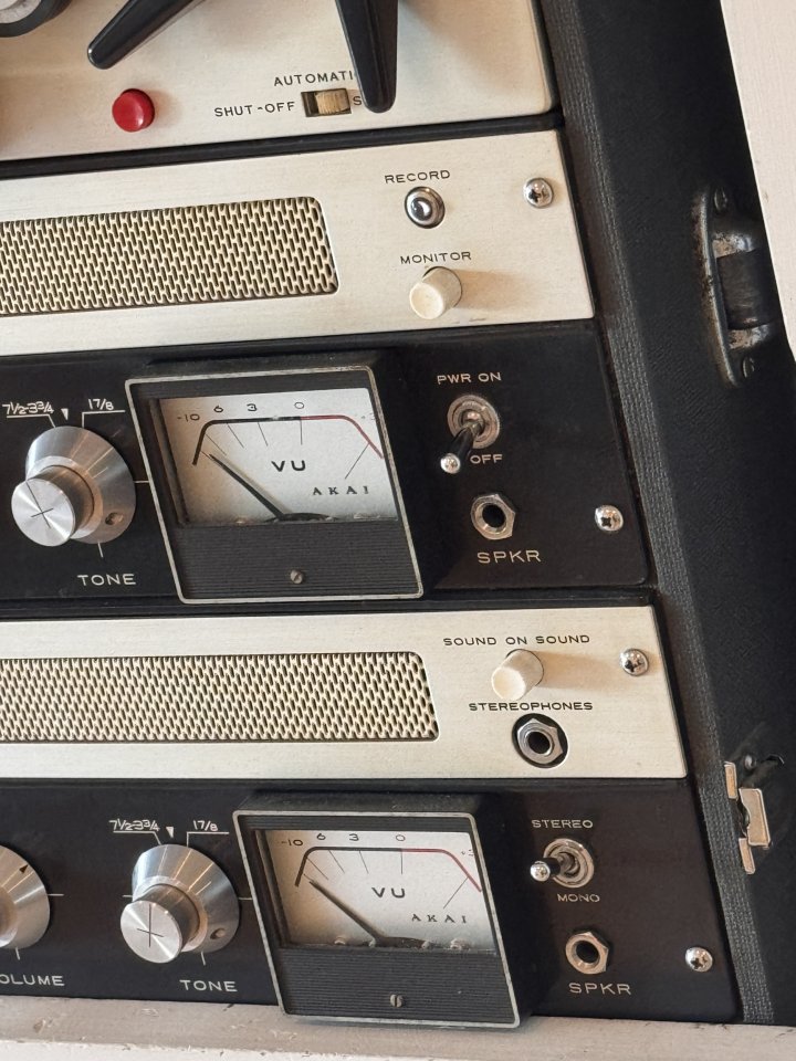 Akai M8 RTR reel, doble amplificador valvulas tipo Vox AC4 de segunda mano · Foto 2 de 4 · Tarragona · 475 €