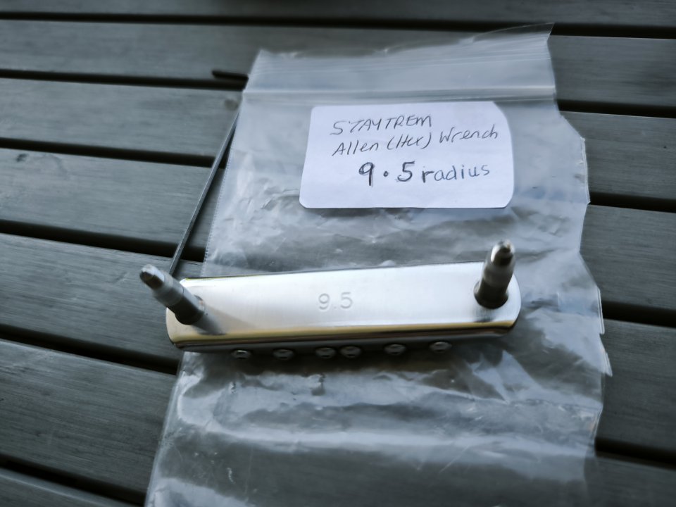 Staytrem Puente Jaguar/Jazzmaster radio 9.5 de segunda mano · Foto 3 de 3 · Murcia · 120 €