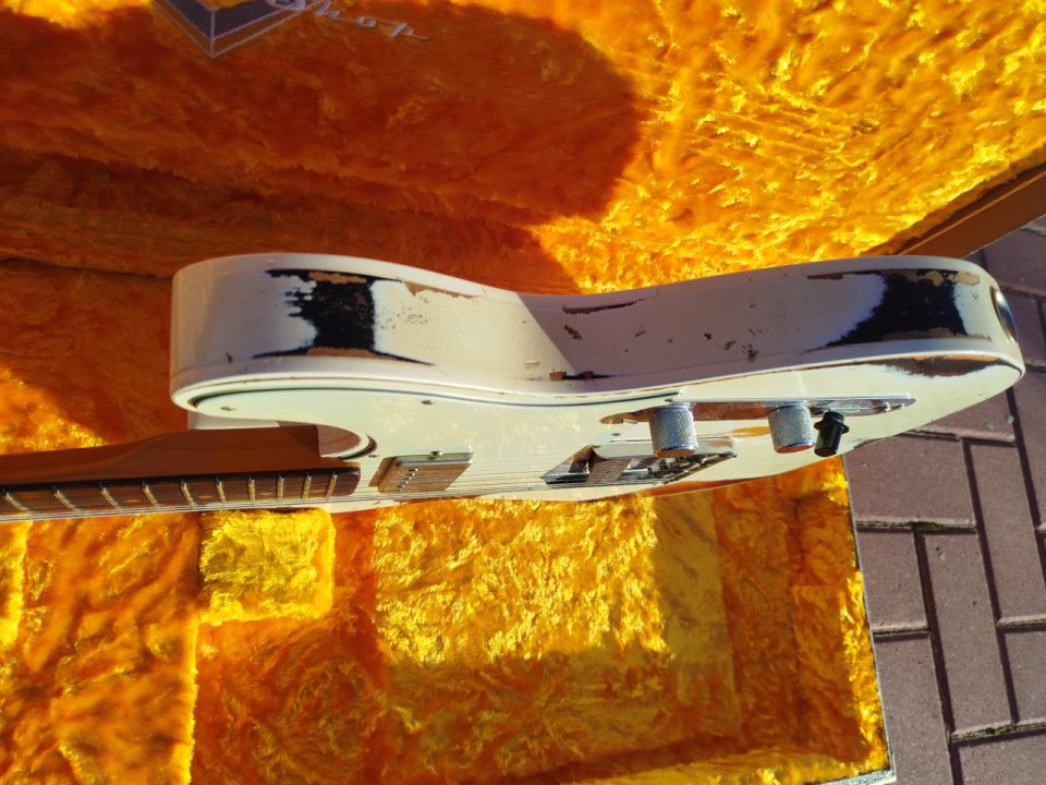 Fender Telecaster Custom Shop Ltd Ed 1960 Heavy Relic NAMM 2018 de segunda mano · Foto 8 de 10 · Albacete · 5250 €