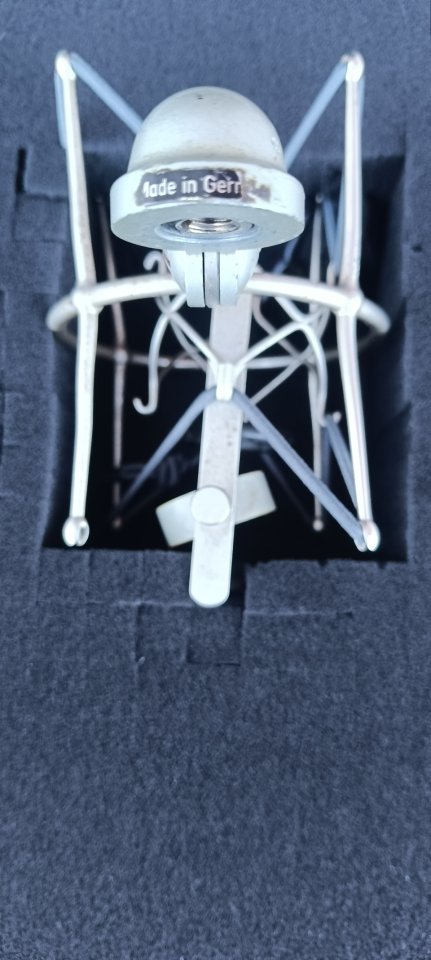 Neumann USM 69 i – Micrófono estéreo  – Recién revisado por Pablo Kahayan