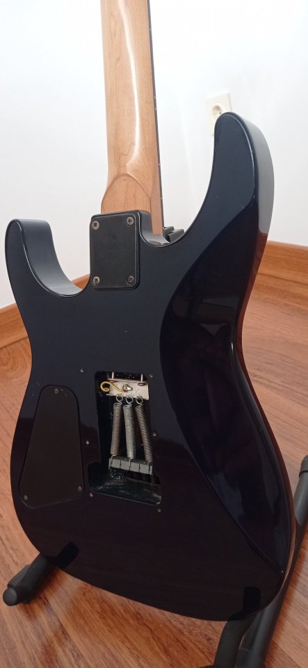 Guitarra eléctrica Jackson Performer Japon 1996 de segunda mano · Foto 7 de 10 · Cuenca · 400 €