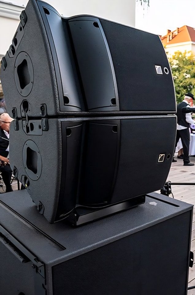 Cajas L-acoustics A10 WIDE de segunda mano · Madrid · 17000 €