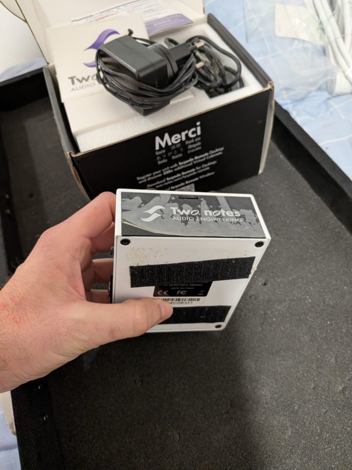 Two notes torpedo cab m+