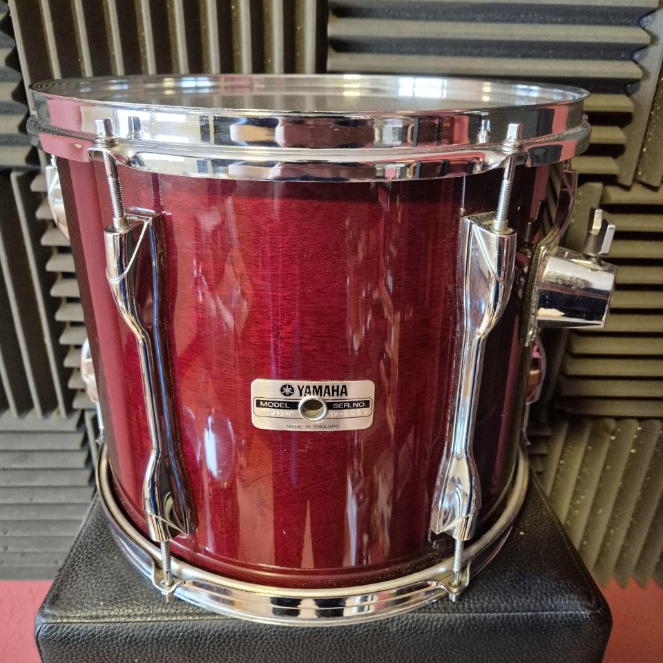 Tom 13" YAMAHA 9000 Recording Custom Cherry Wood de segunda mano · Foto 1 de 9 · Cantabria · 350 €