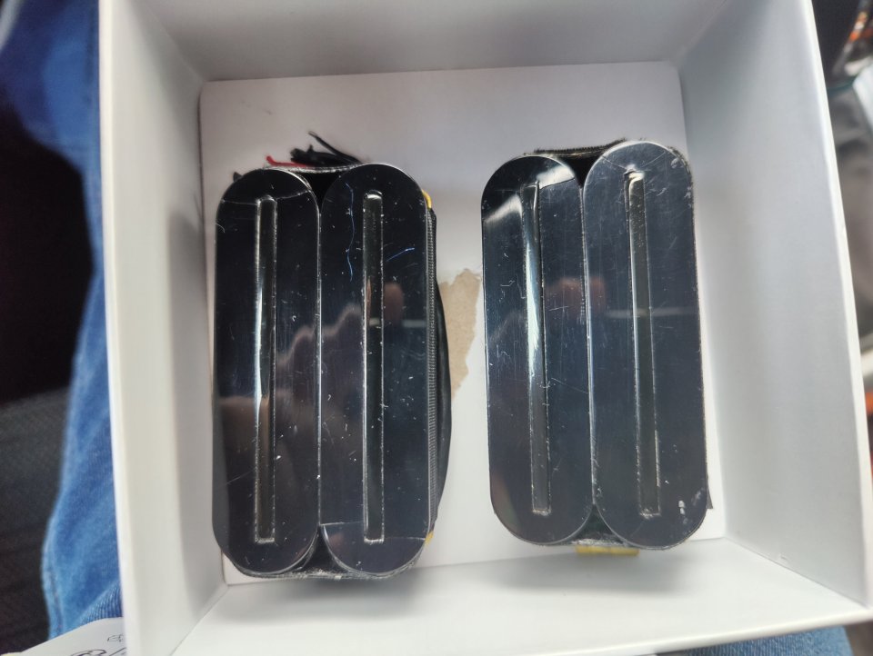 ESP LTD EX-200 con Seymour Duncan Blackouts AHB-1