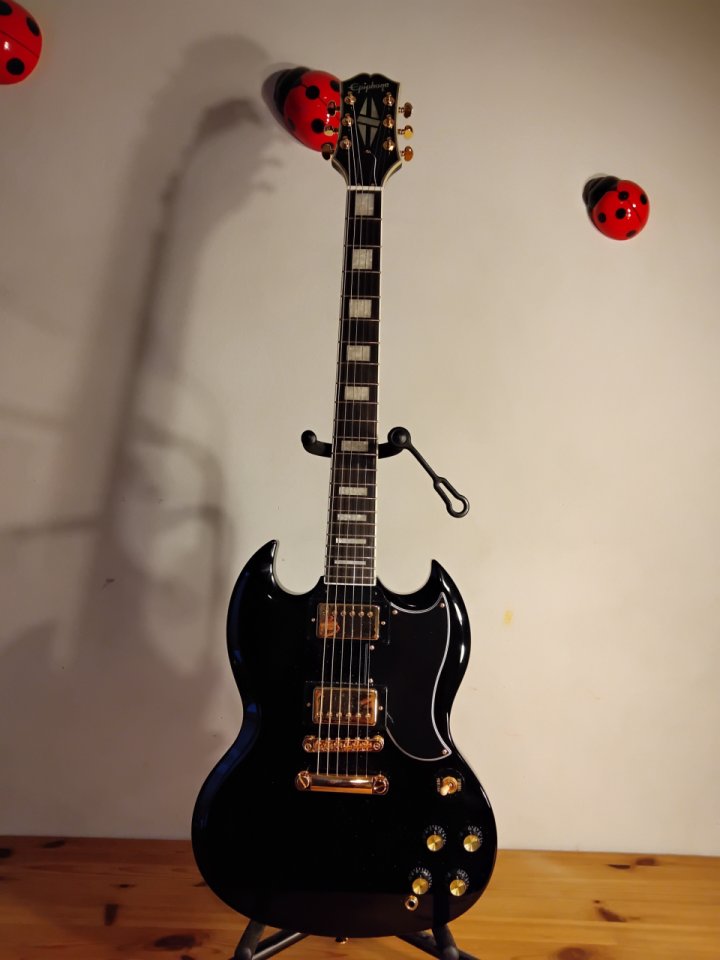 Guitarra electrica: Epiphone by Gibson Collection de segunda mano · Foto 1 de 8 · Araba · 400 €