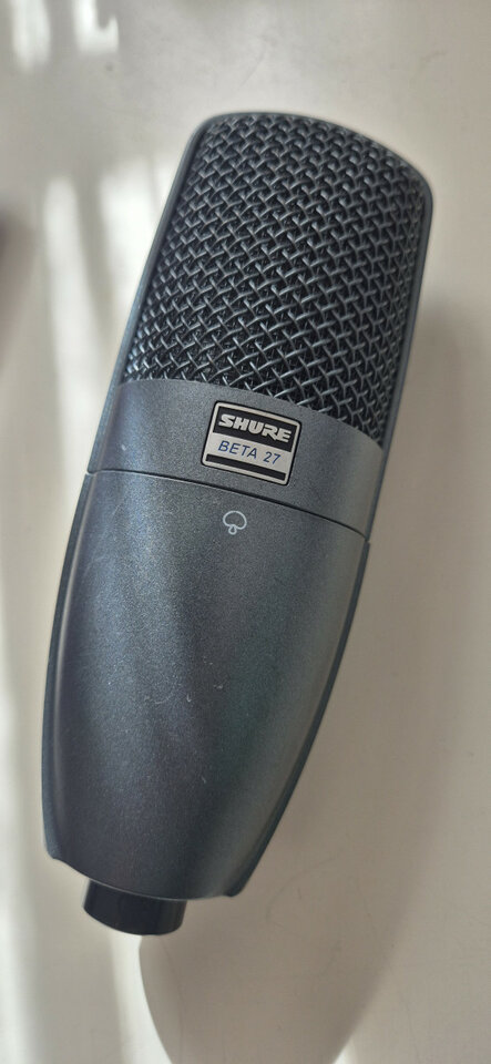 O cambio mic condensador 2 x Shure beta 27
