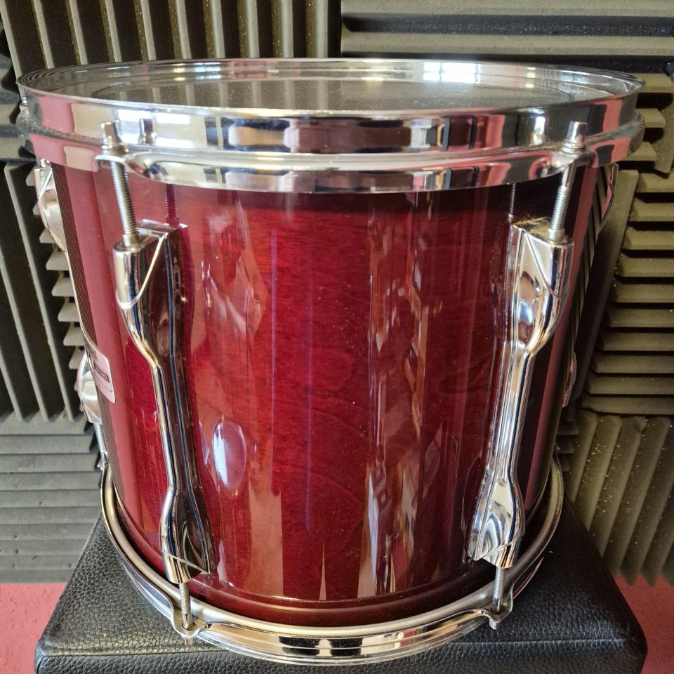 Tom 13" YAMAHA 9000 Recording Custom Cherry Wood de segunda mano · Foto 4 de 9 · Cantabria · 350 €