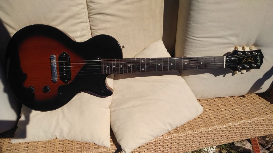 Epiphone LP Jr + Pastilla Gibson