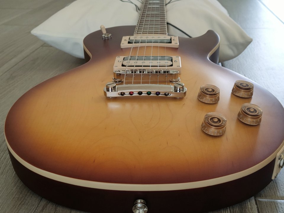 Cort CR300 nueva de segunda mano · Foto 4 de 6 · Bizkaia · 320 €