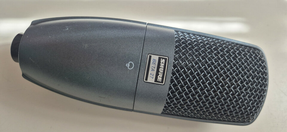 O cambio mic condensador 2 x Shure beta 27 de segunda mano · Foto 5 de 10 · Albacete · 380 €