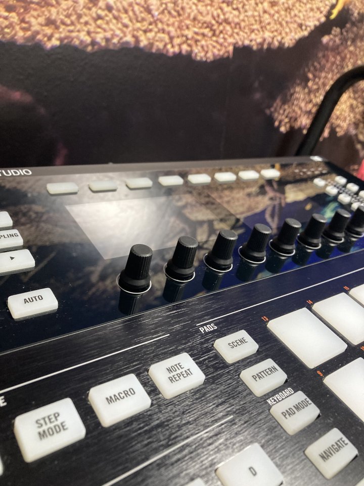 Maschine Studio Native Instruments