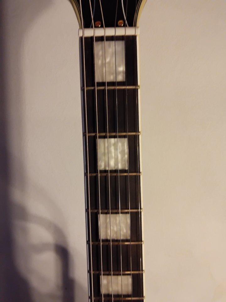 Guitarra electrica: Epiphone by Gibson Collection de segunda mano · Foto 7 de 8 · Araba · 400 €