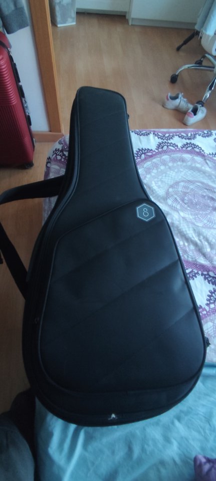 Larry Carlton X6 Headless Trans Black de segunda mano · Foto 8 de 10 · Madrid · 500 €