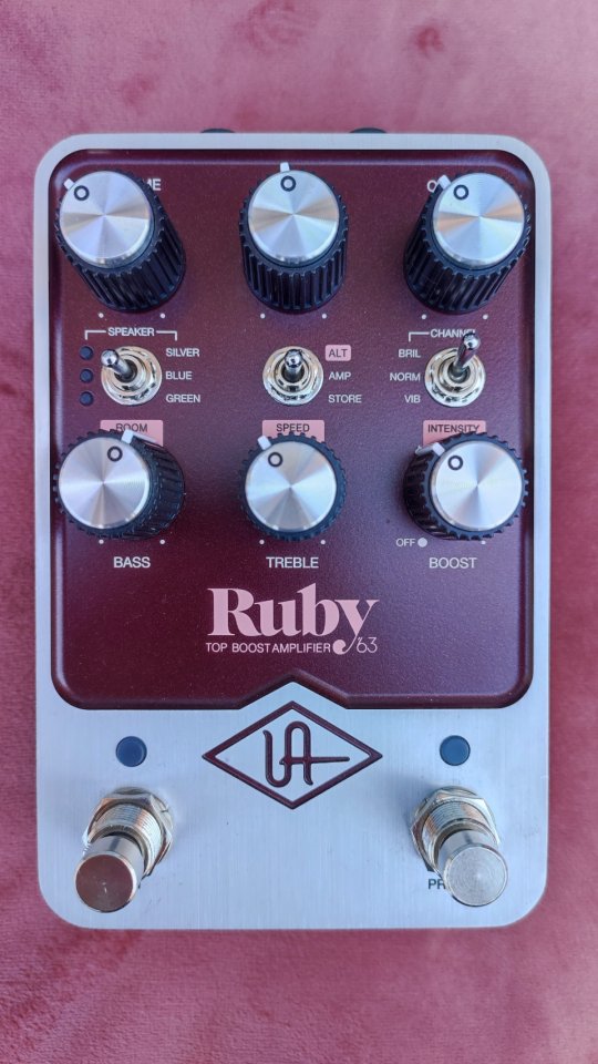 Universal Audio UAFX Ruby '63