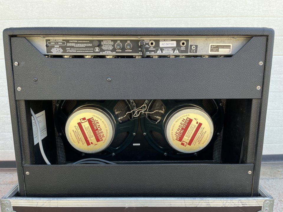 Fender 65 Twin Reverb Amplificador Guitarra de segunda mano · Foto 3 de 10 · Alicante · 1300 €