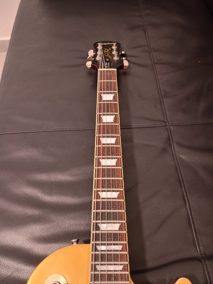 Guitarra Epiphone Les Paul Standard Gold Top