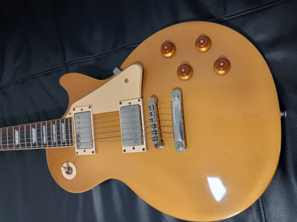 Guitarra Epiphone Les Paul Standard Gold Top