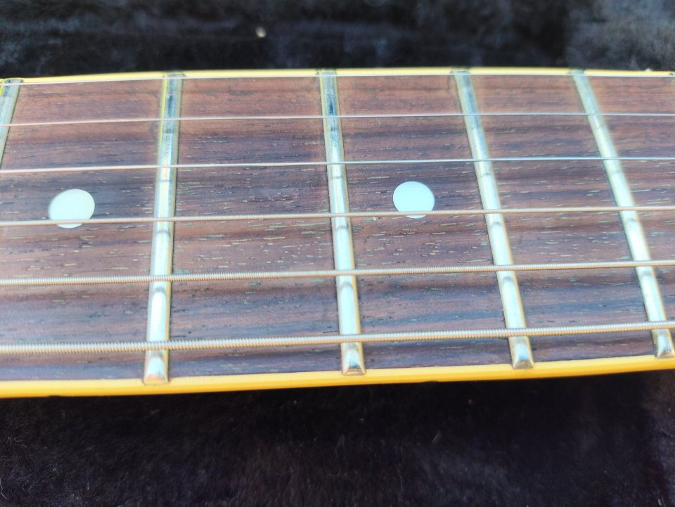 Epiphone ES 335 de segunda mano · Foto 3 de 10 · Alicante · 750 €