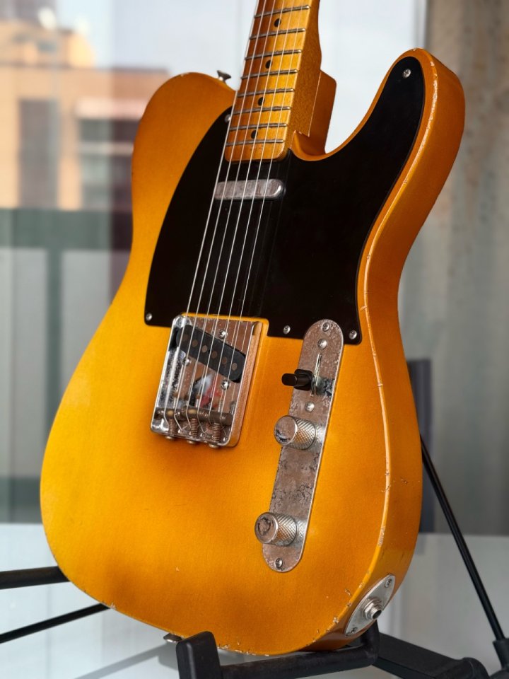 VegaRelics Telecaster Nicotine Butterscotch Old Sweat Edition con Ron Ellis Pickups