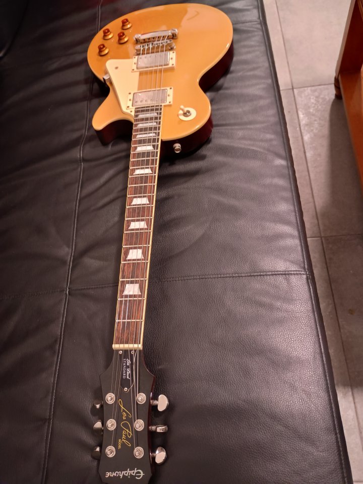 Guitarra Epiphone Les Paul Standard Gold Top