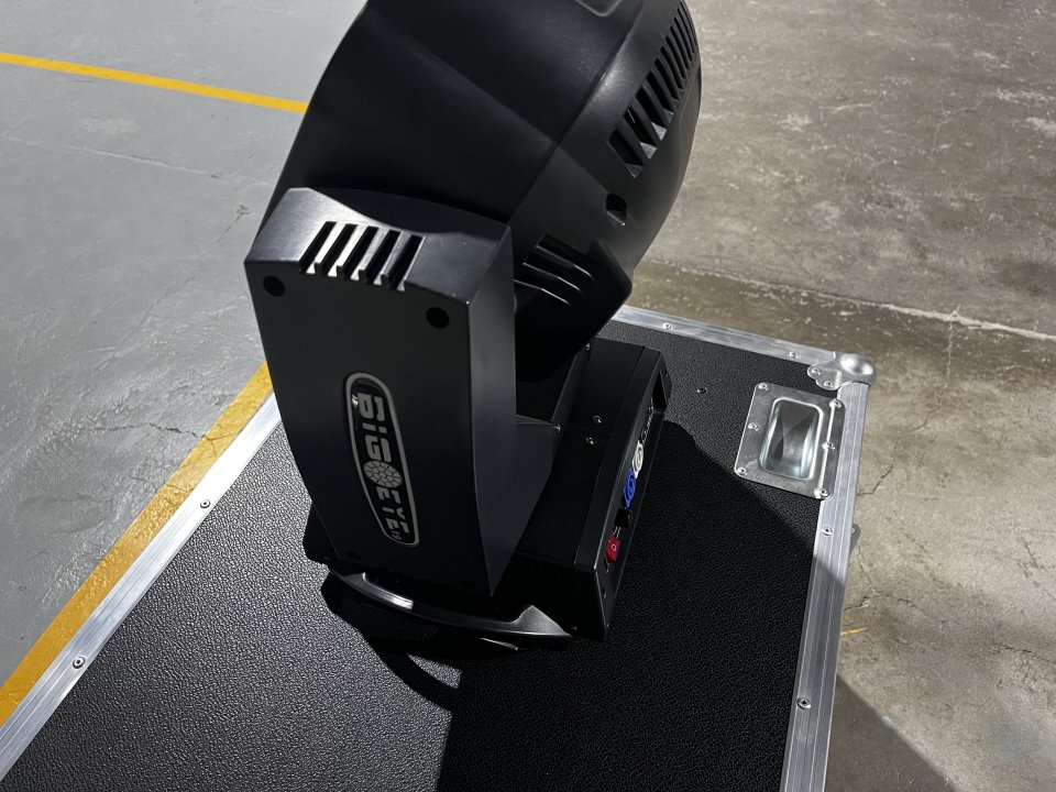 Cabezas móviles Aleda B-EYE K10 19x15 RGBW