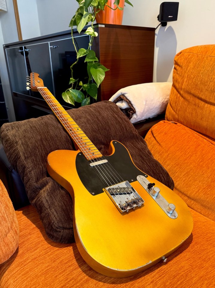 VegaRelics Telecaster Nicotine Butterscotch Old Sweat Edition con Ron Ellis Pickups