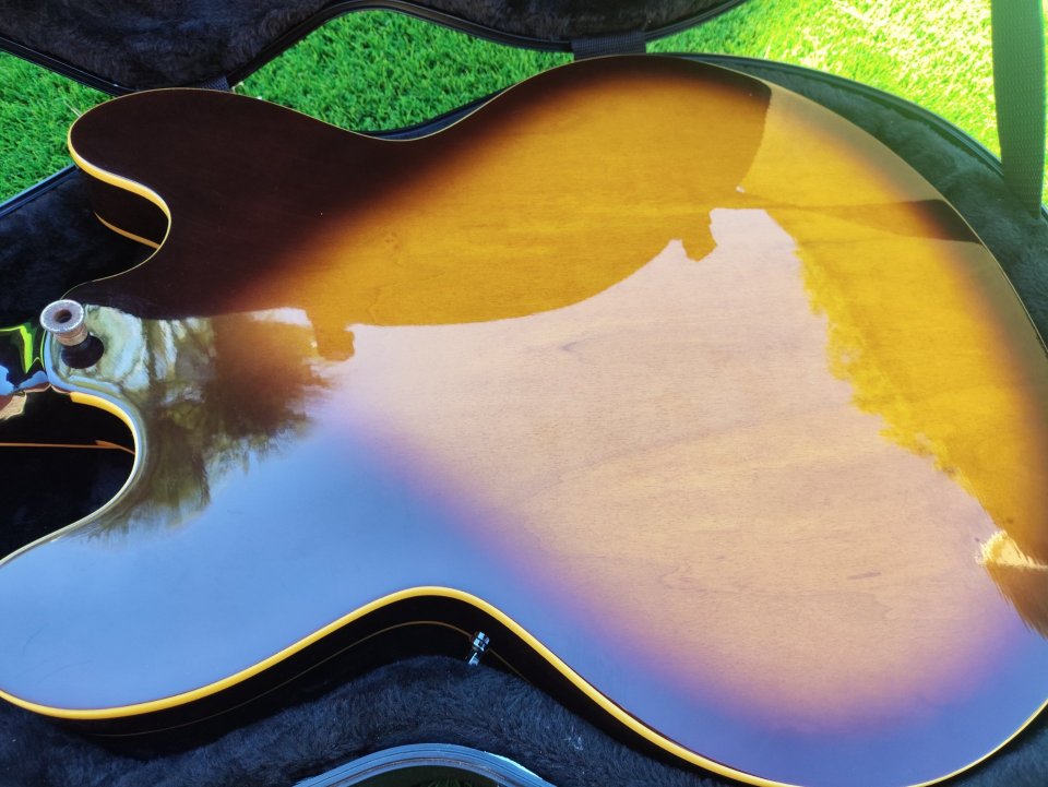Epiphone ES 335 de segunda mano · Foto 6 de 10 · Alicante · 750 €