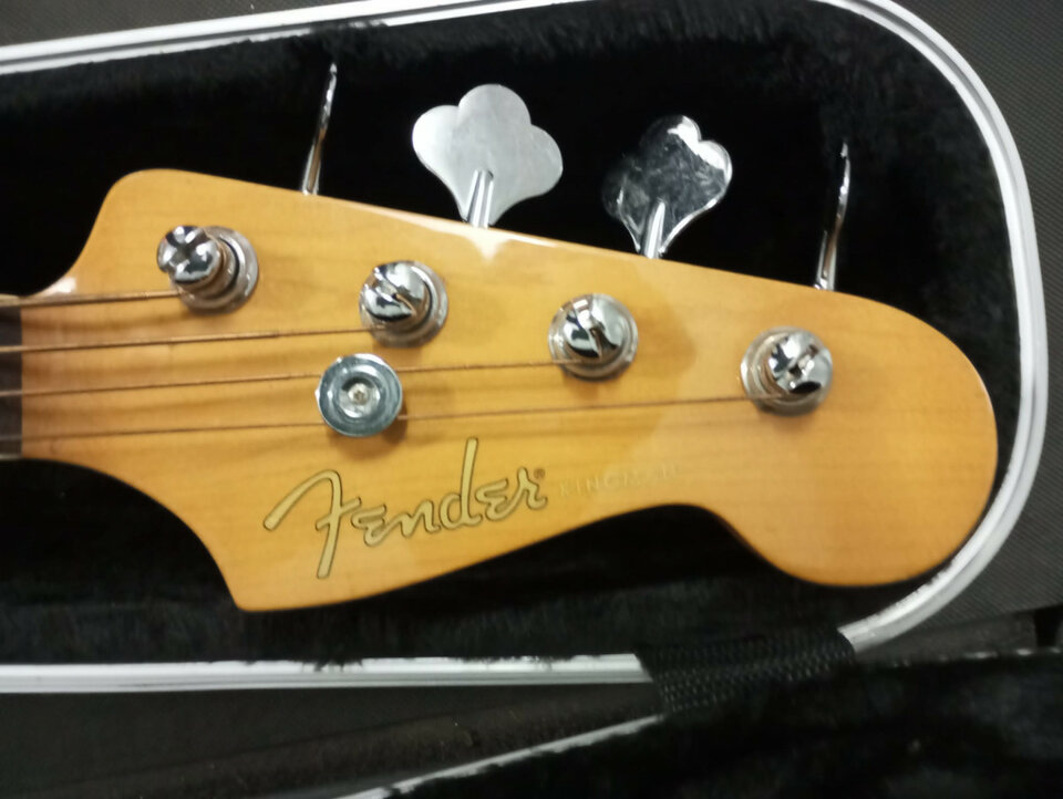 Fender Kingman electroacústico de segunda mano · Foto 2 de 6 · Almería · 400 €