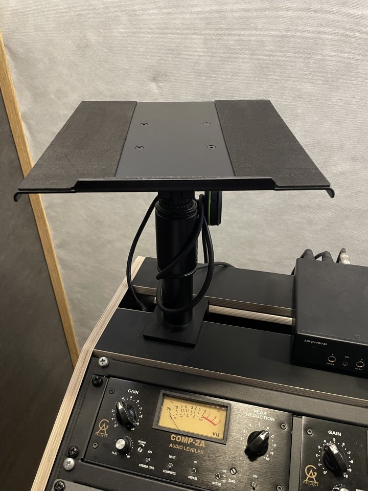 Soporte para monitores