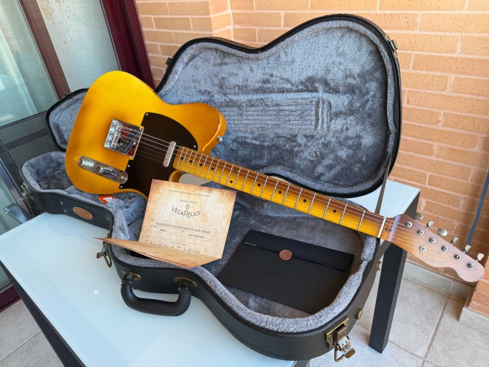 VegaRelics Telecaster Nicotine Butterscotch Old Sweat Edition con Ron Ellis Pickups