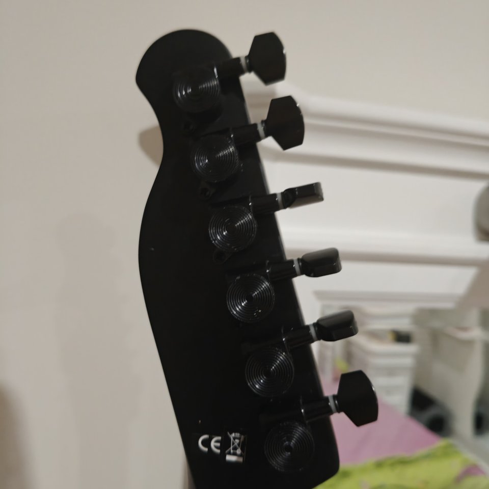 Harley Benton Te20-hh modificada de segunda mano · Foto 5 de 5 · Almería · 150 €