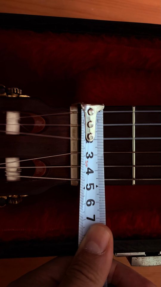 Guitarra Ramírez con sistema MIDI + previo RMC de segunda mano · Foto 8 de 8 · Barcelona · 1500 €