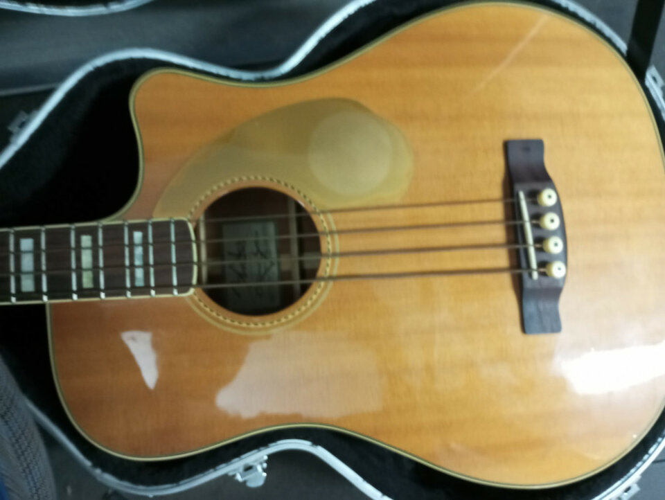 Fender Kingman electroacústico de segunda mano · Foto 5 de 6 · Almería · 400 €