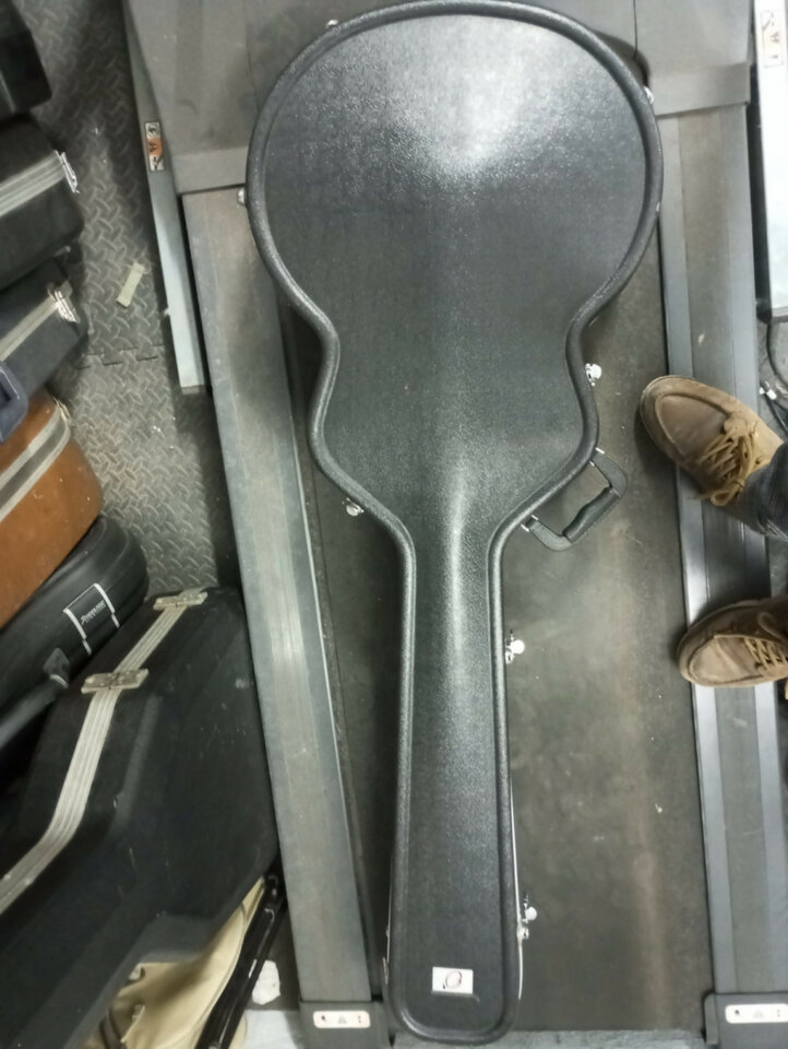 Fender Kingman electroacústico de segunda mano · Foto 6 de 6 · Almería · 400 €