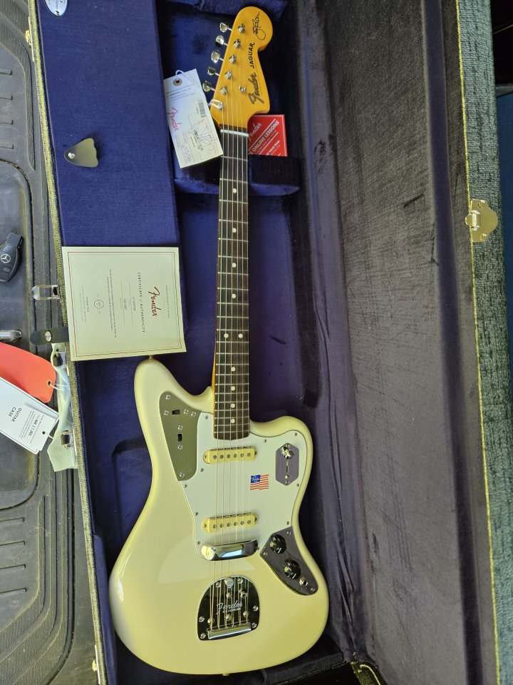 Fender Jaguar Johnny Marr USA de segunda mano · Foto 1 de 5 · A Coruña