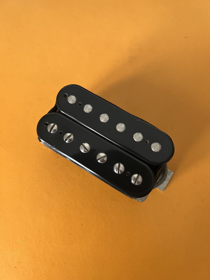 RESERVADA - Pastilla Bare Knuckle Cold Sweat (Bridge)