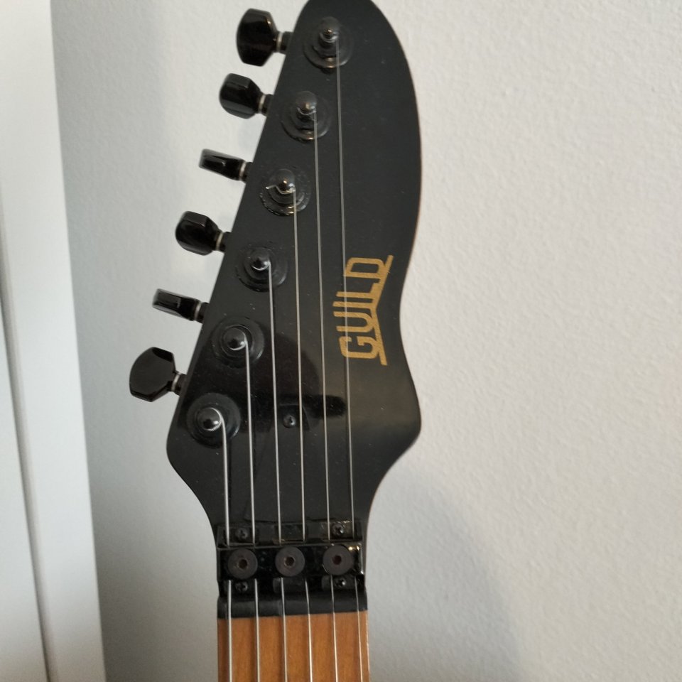 GUILD "Flyer" S280 (Made in USA)