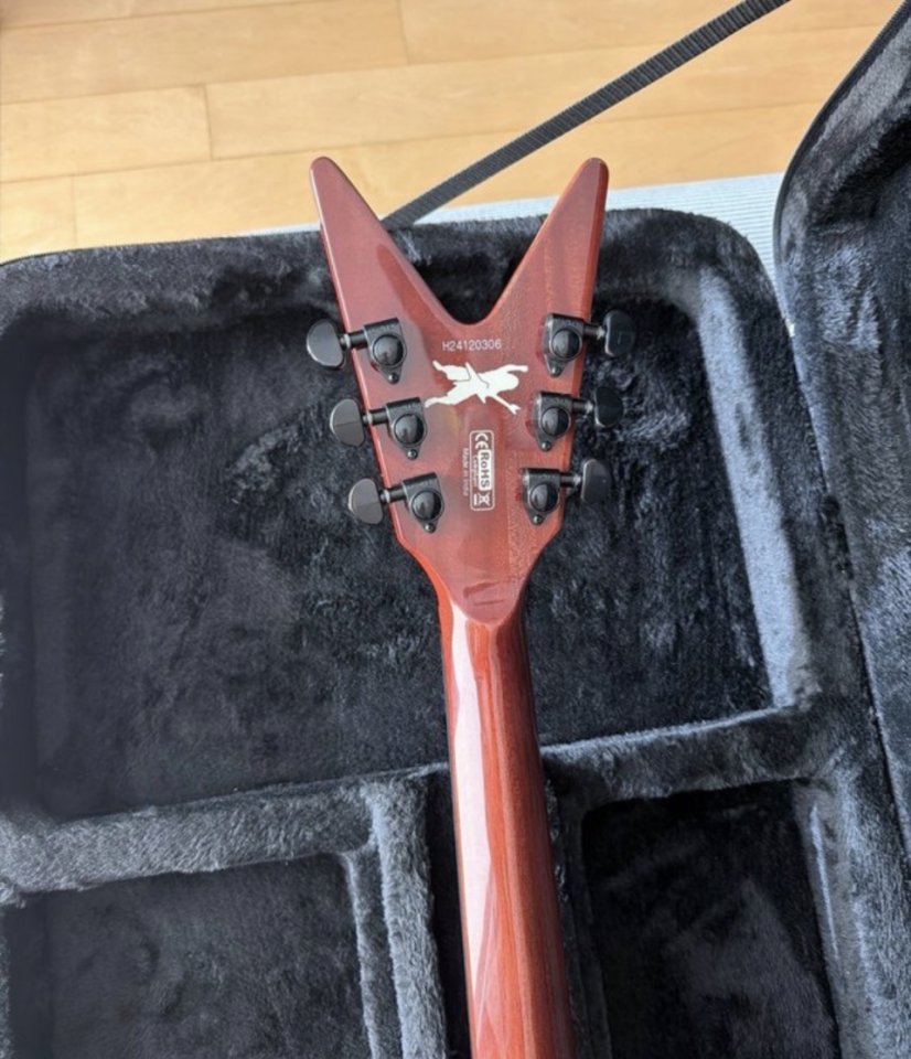 Guitarra Eléctrica Dean Dime Slime ML de segunda mano · Foto 6 de 8 · Valencia · 1000 €