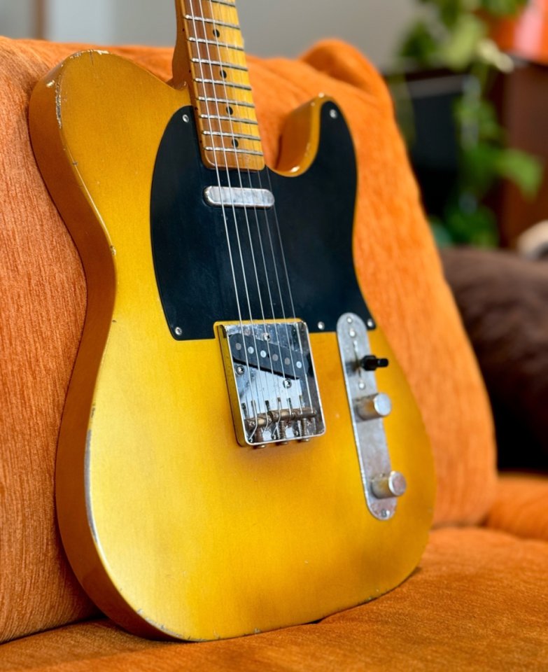 VegaRelics Telecaster Nicotine Butterscotch Old Sweat Edition con Ron Ellis Pickups