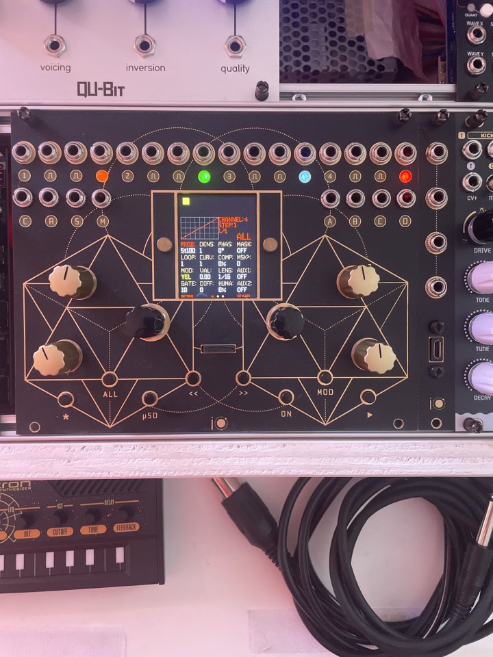 Flux sequencer IO Labs