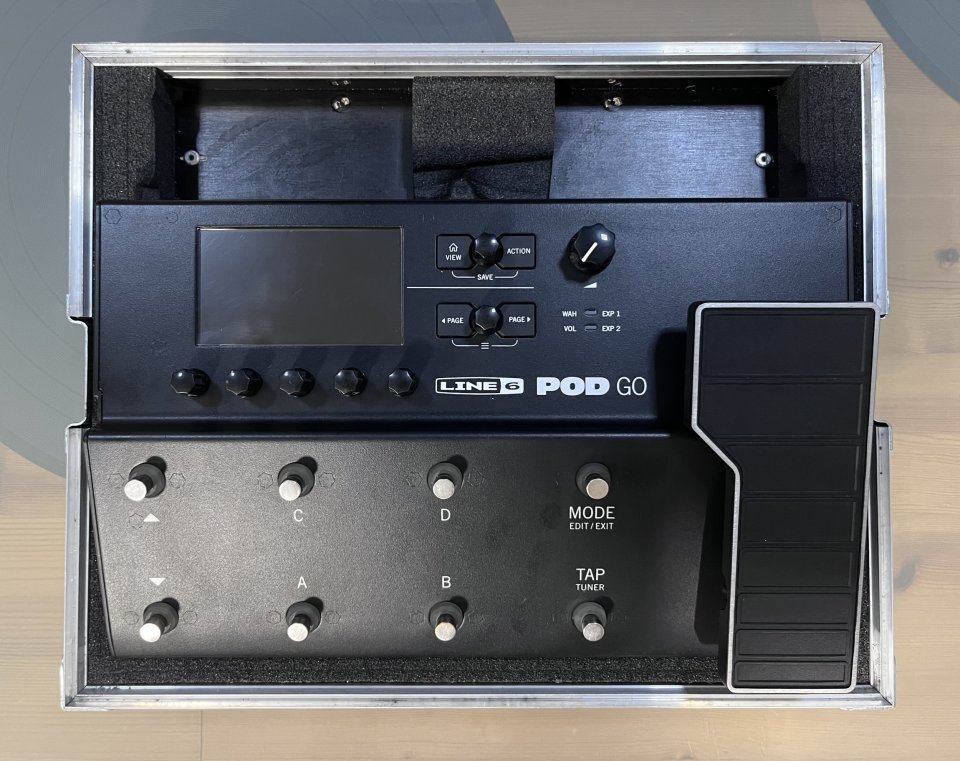 Line6 Pod Go con Flightcase de segunda mano · Foto 6 de 6 · Badajoz · 420 €