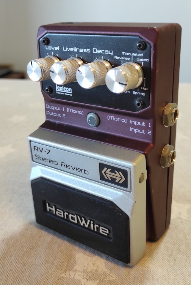 Digitech Hardwire RV-7 Stereo Reverb de segunda mano · Foto 1 de 9 · Tarragona · 200 €