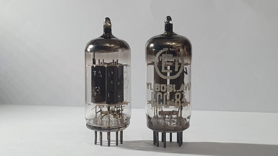 Válvula EI Yugoslavia ECC83 / 12AX7 NOS Previo (Smooth Plate) tubo, hifi