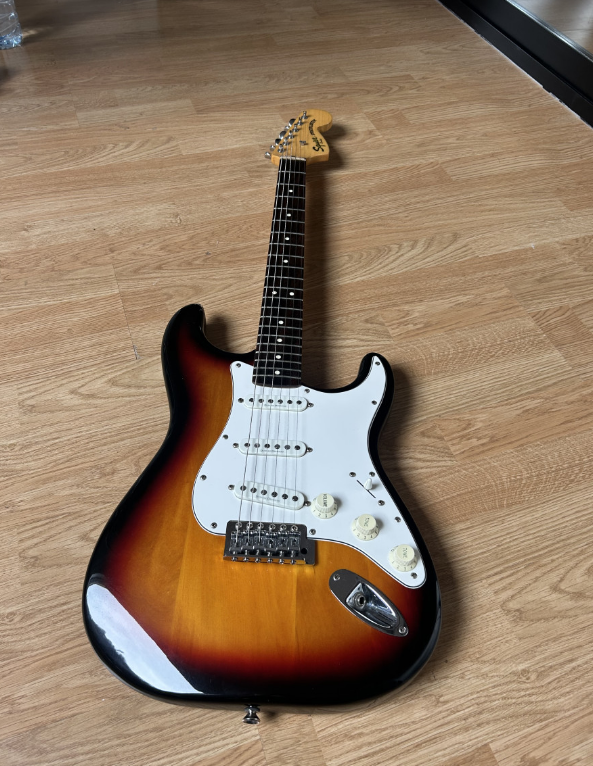 Squier Stratocaster Vintage modified (Duncan designed)