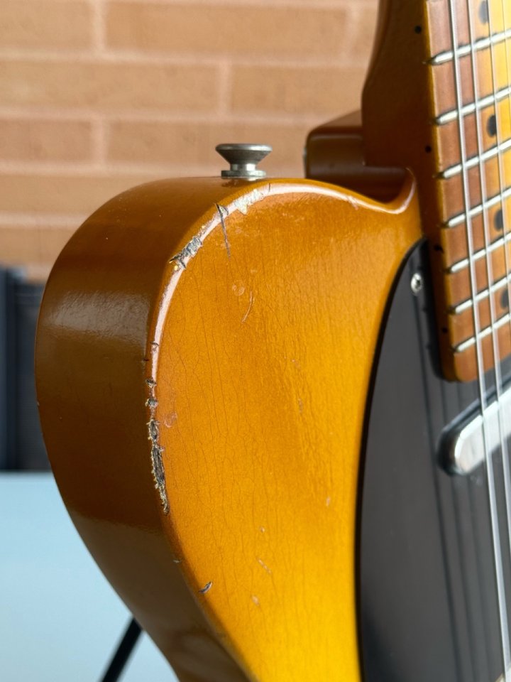 VegaRelics Telecaster Nicotine Butterscotch Old Sweat Edition con Ron Ellis Pickups