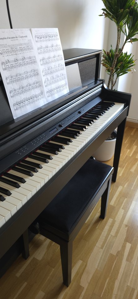 Piano Digital Roland LX-705 CH Negro de segunda mano · Foto 6 de 6 · Barcelona · 900 €