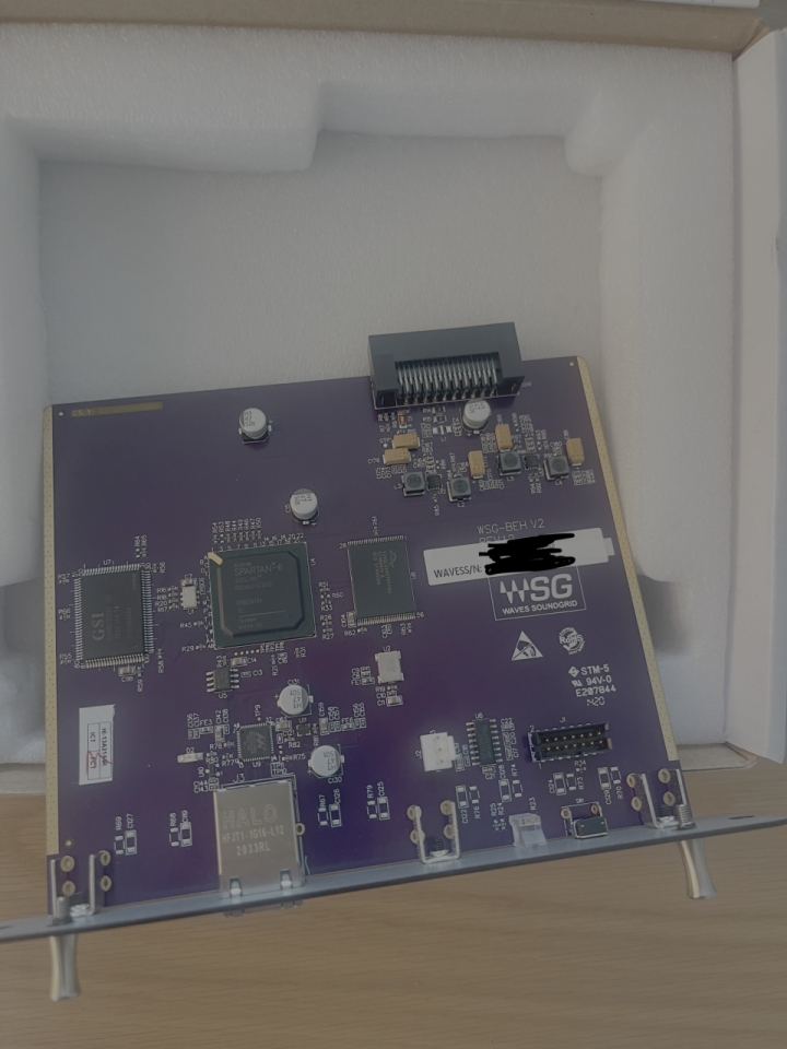Klark Teknik DN32-WSG tarjeta Soundgrid para Midas M32 y Berhirnger X32 de segunda mano · Foto 3 de 6 · Madrid · 180 €