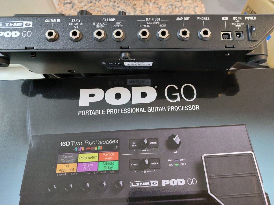 Line 6 Pod Go en caja de segunda mano · Foto 1 de 4 · Madrid · 340 €