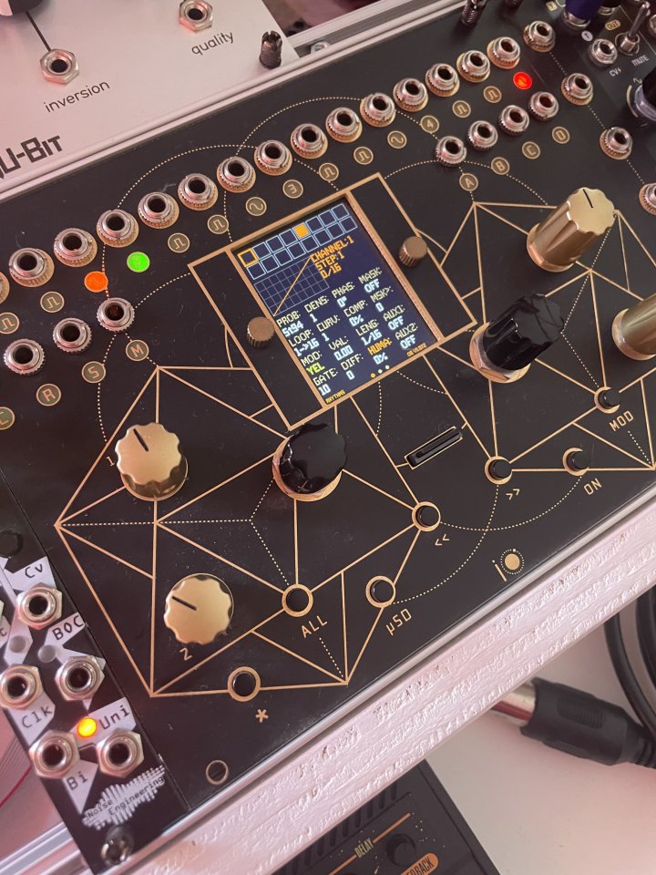 Flux sequencer IO Labs